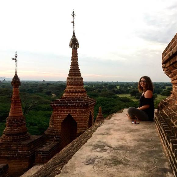 Meet your Posher, Shoshana - Picture 1 of 1